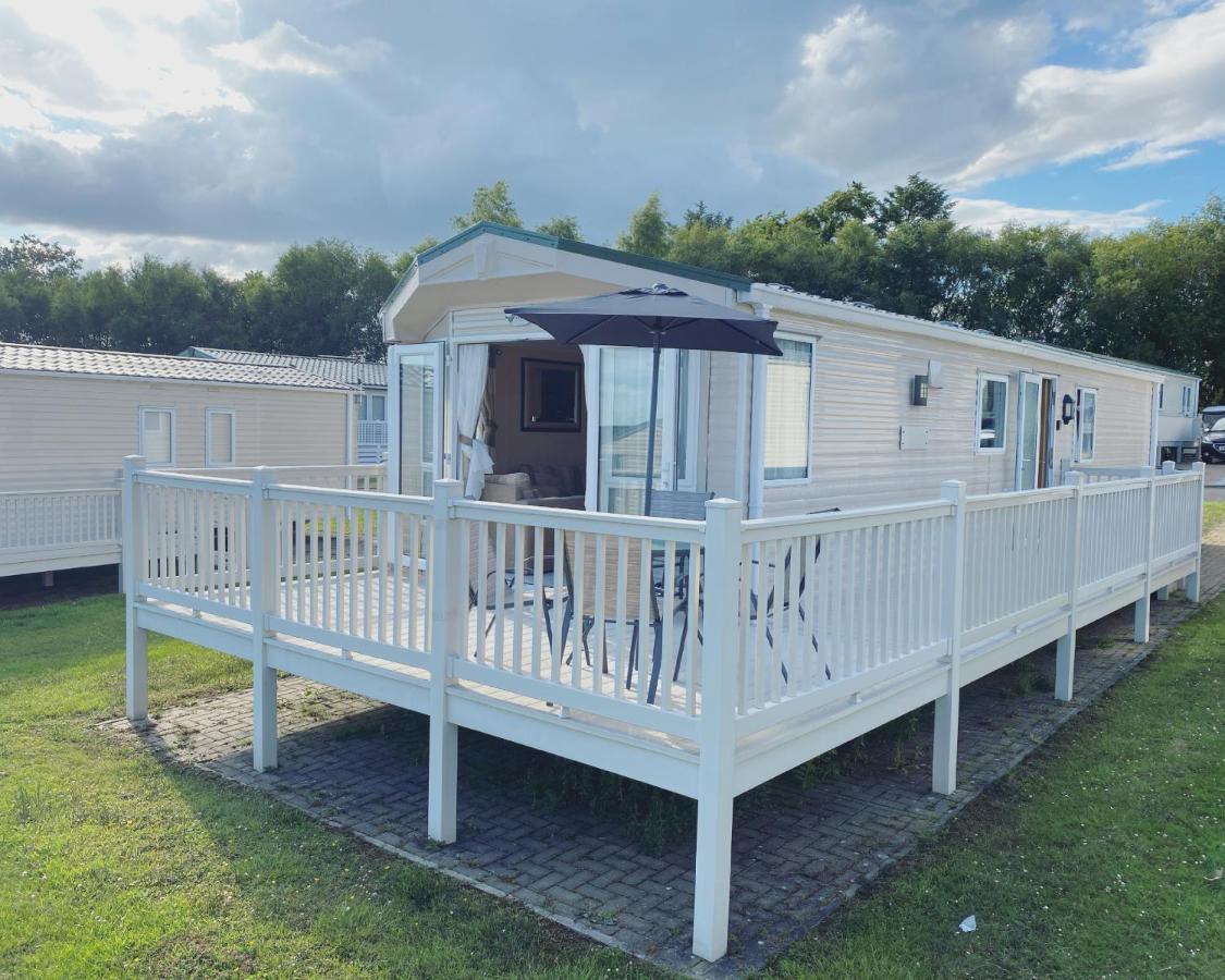 Spencers Retreat At Percy Wood Country Park Villa Newton on the Moor Exterior photo